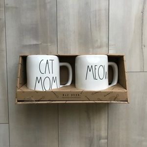 Rae Dunn mug set
